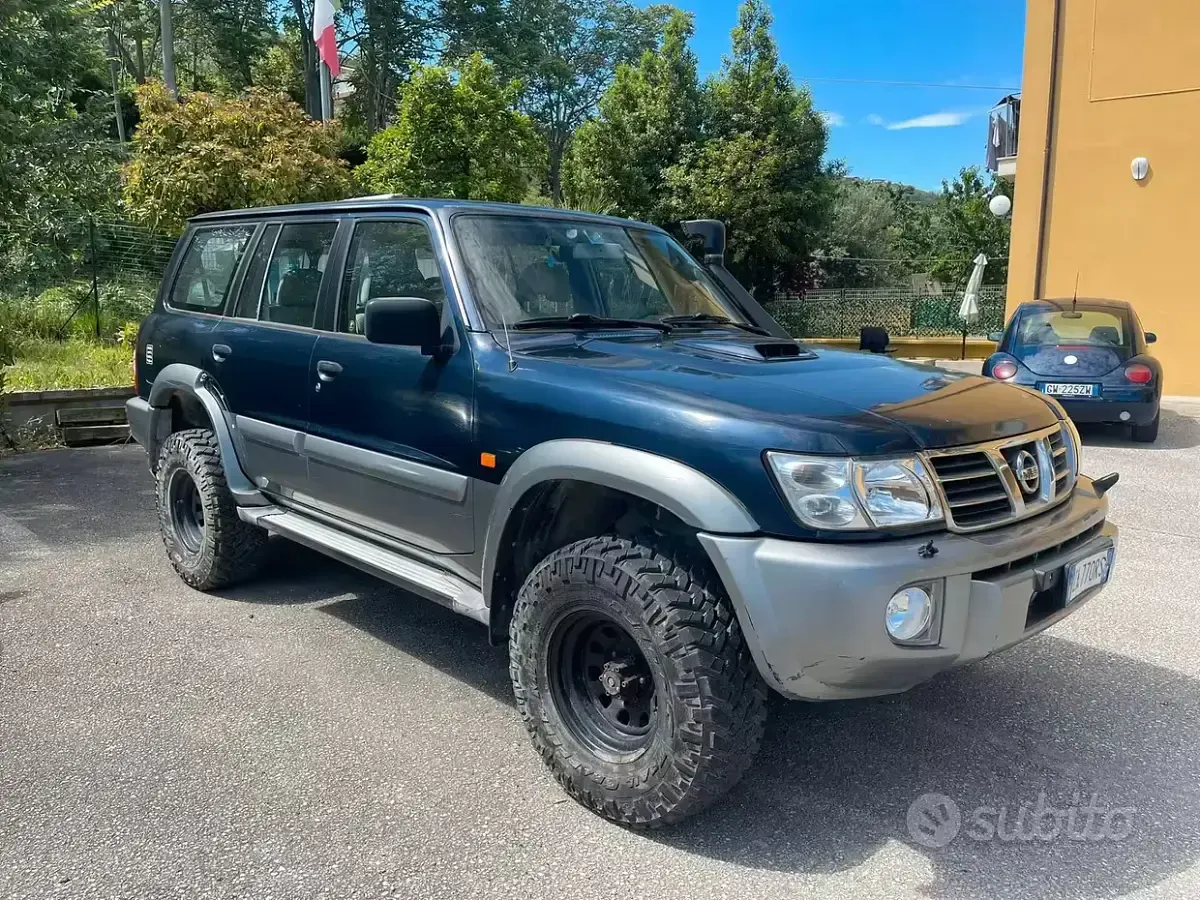Usata Nissan Patrol 158 CV (116 kW) 2003 Blu SUV