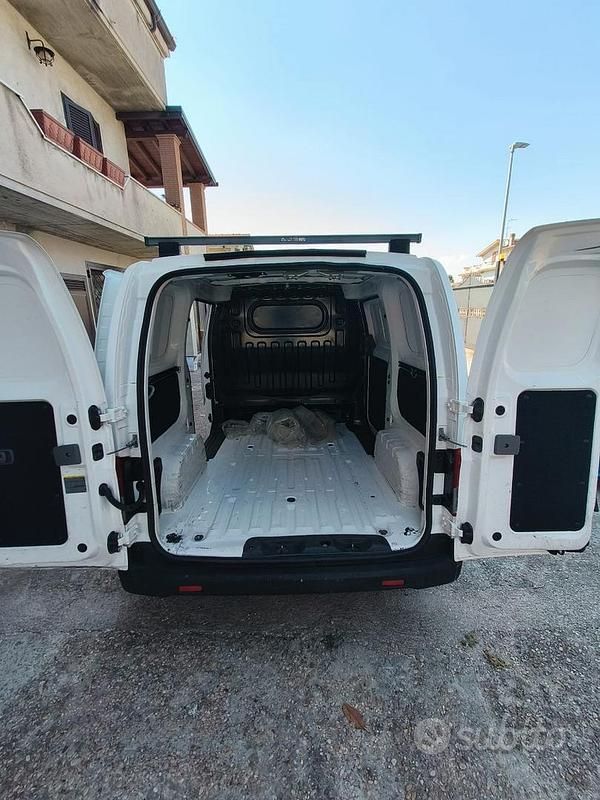 Usata Nissan NV200 90 CV (66 kW) 2018 Bianco Monovolume