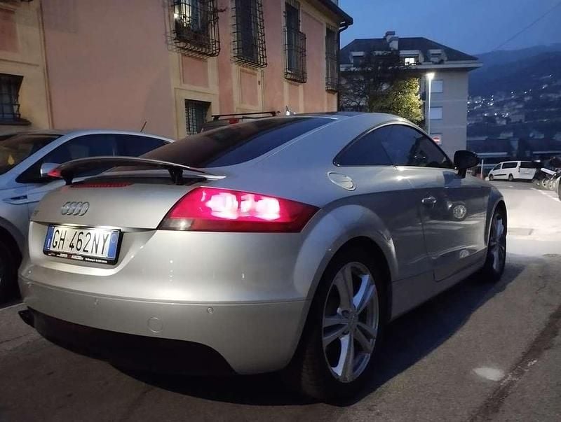 Usata Audi TT Ambiente 200 CV (147 kW) 2006 Argento Coupé