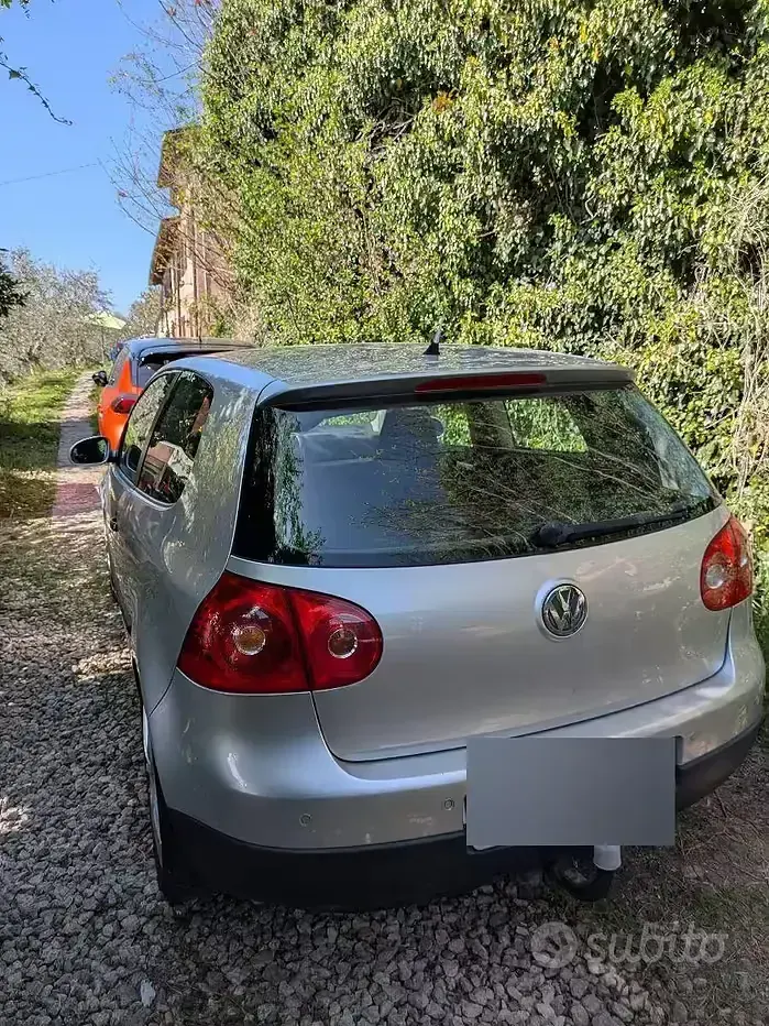 Usata VW Golf VI 102 CV (75 kW) 2008 Grigio Utilitaria