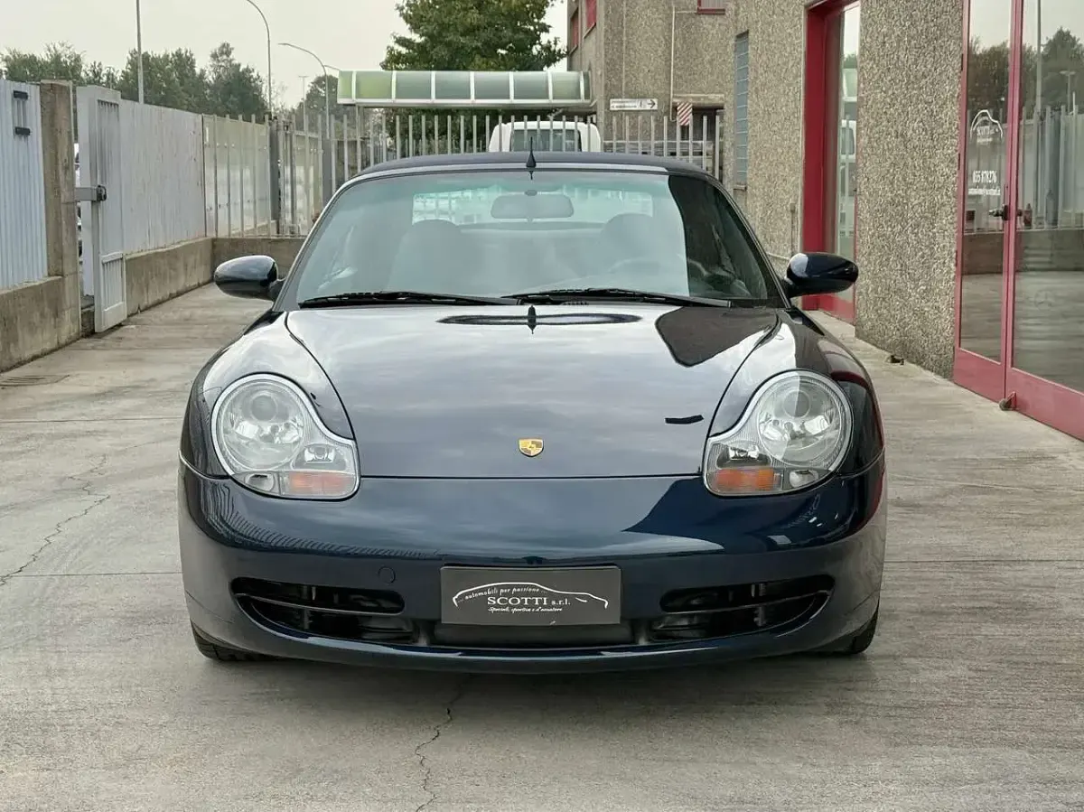 Usata Porsche 911 Carrera Cabriolet 300 CV (220 kW) 2000 Blu oceano met. Cabrio