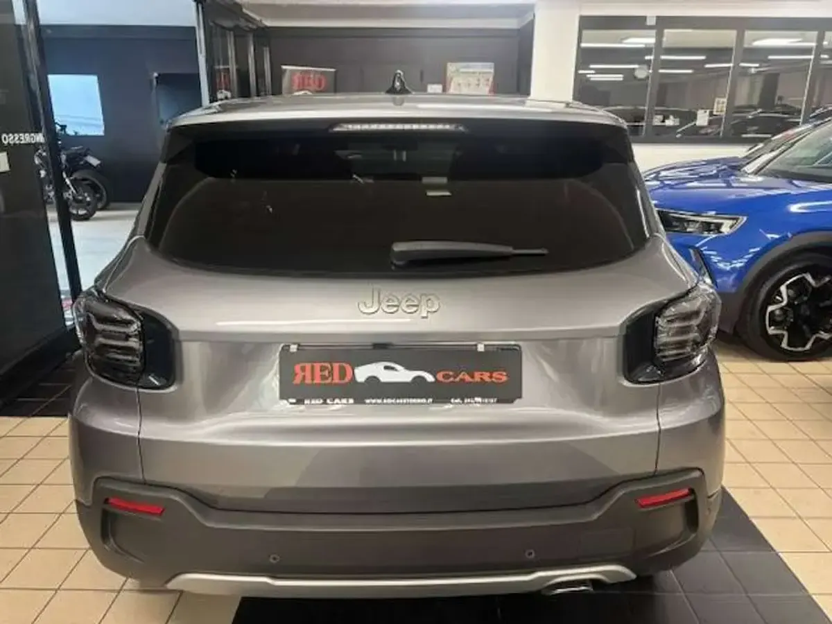 Usata Jeep Avenger Summit 101 CV (74 kW) 2023 Grigio SUV