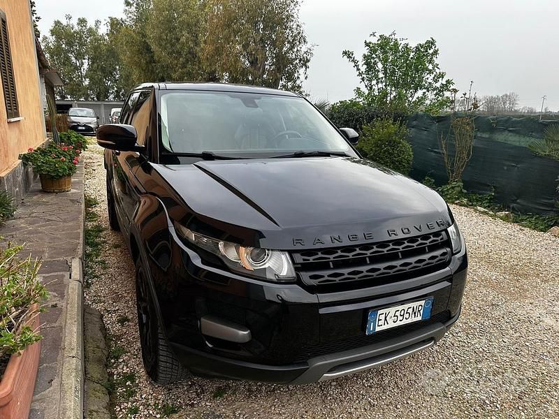 Usata Land Rover Range Rover evoque Black Edition 149 CV (109 kW) 2011 Nero SUV