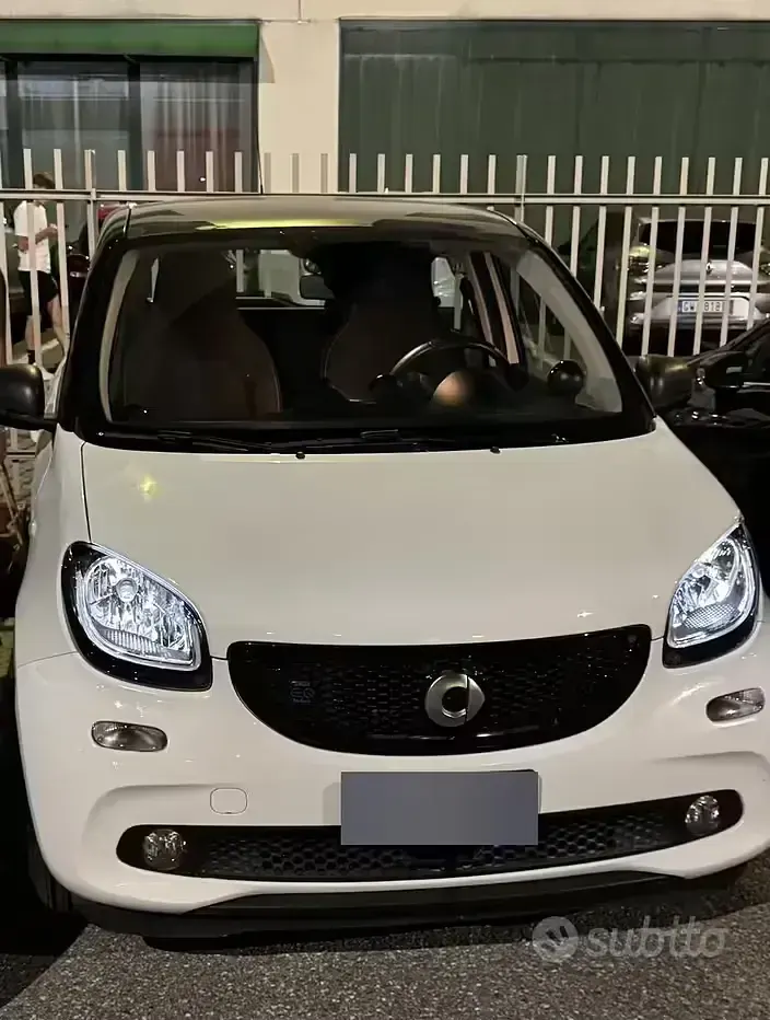 Usata Smart ForFour Electric Drive 41 kW (56 CV) 2019 Bianco Berlina