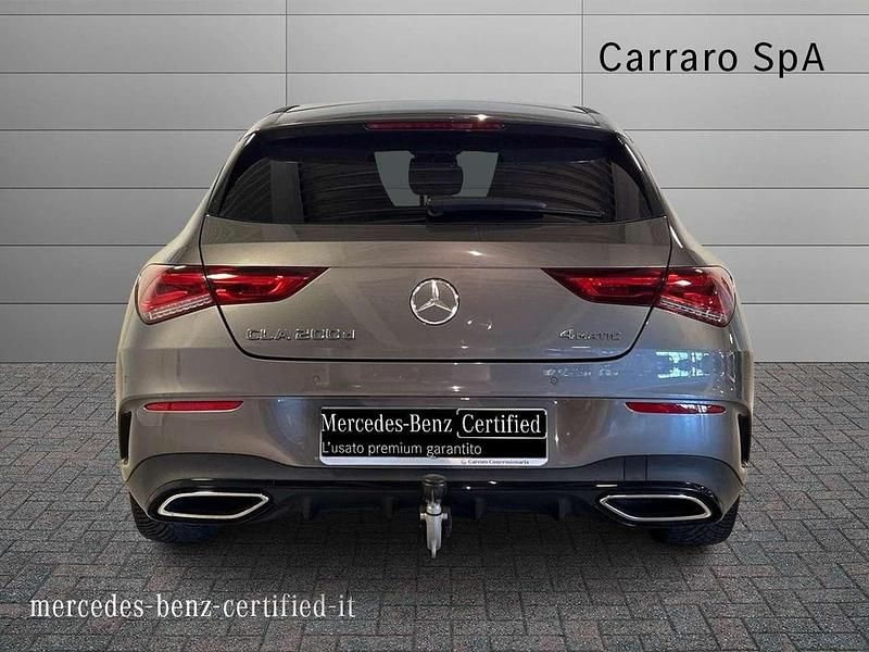 Usata Mercedes CLA200 Shooting Brake Premium 150 CV (110 kW) 2023 Grigio montagna Station wagon