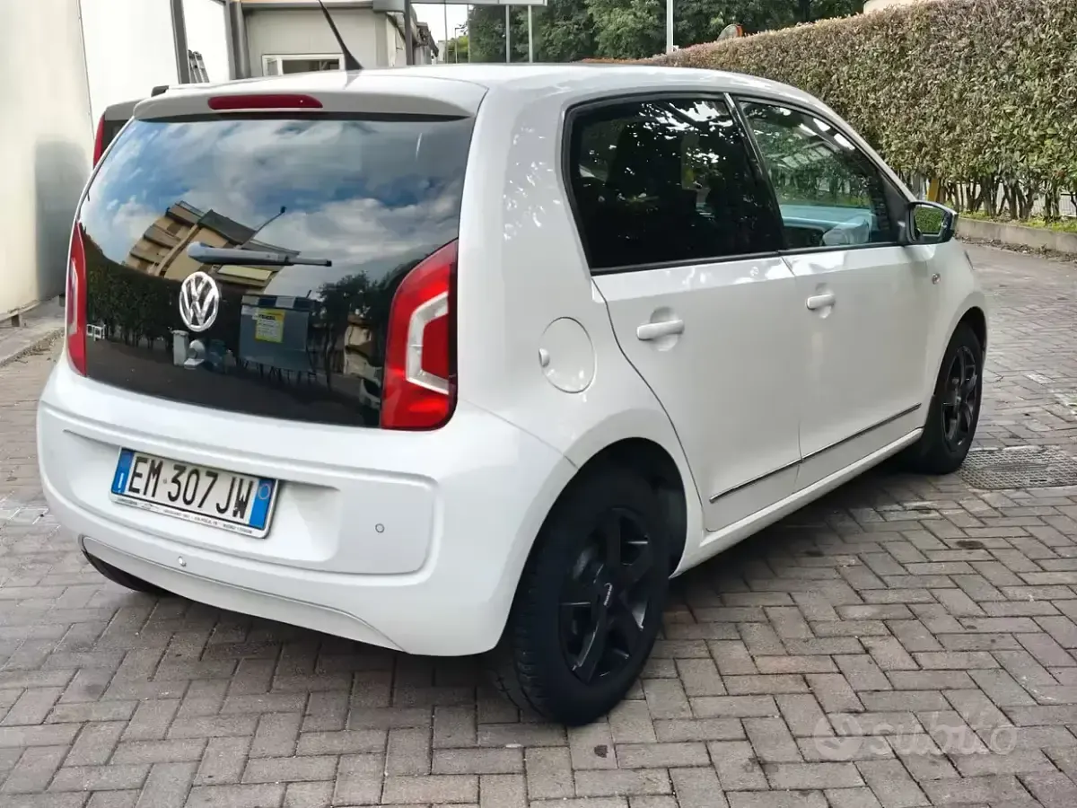 Usata VW up! 75 CV (55 kW) 2012 Grigio Utilitaria