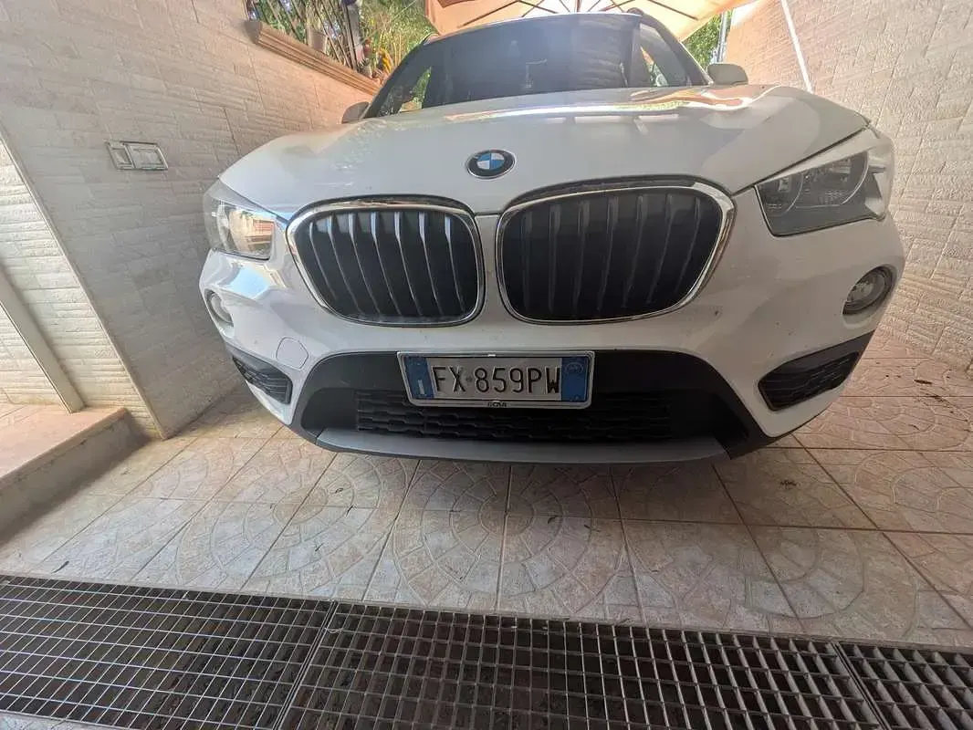 Usata BMW X1 116 CV (85 kW) 2019 Bianco SUV