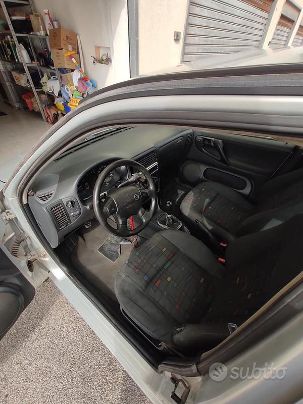 Usata VW Polo 1999 Grigio Berlina