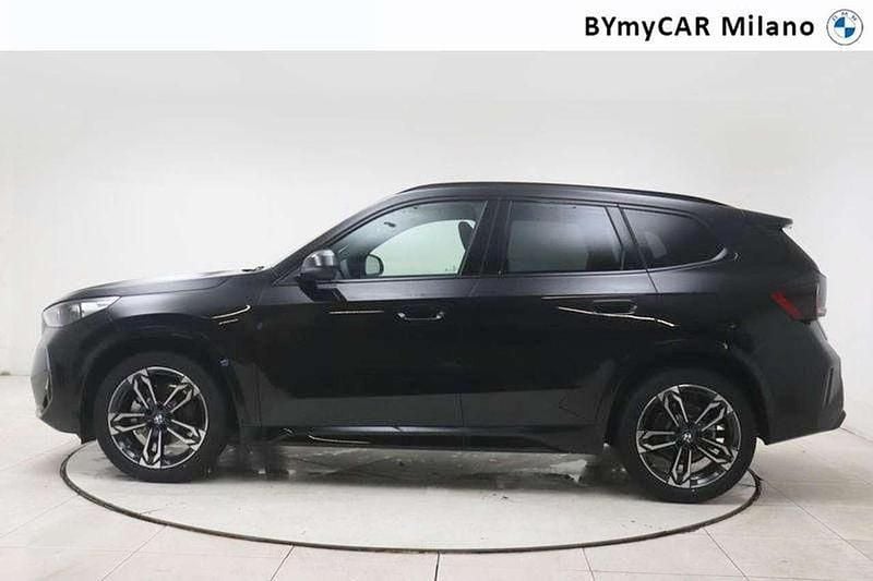 Nuova BMW X1 M Sport 136 CV (100 kW) 2026 Black sapphire metallizzato SUV