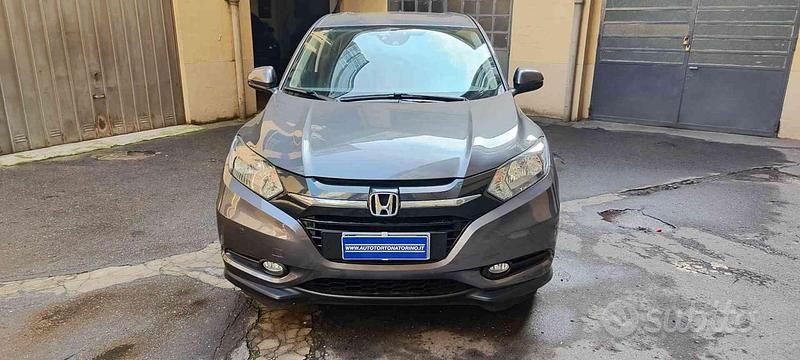 Usata Honda HR-V Elegance 131 CV (96 kW) 2017 Grigio scuro metallizzato SUV