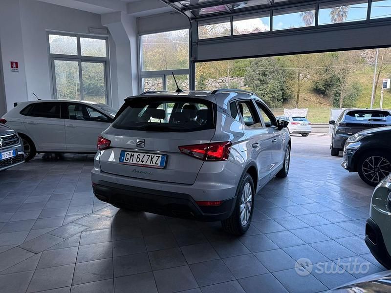 Usata Seat Arona Style 95 CV (69 kW) 2022 Grigio SUV
