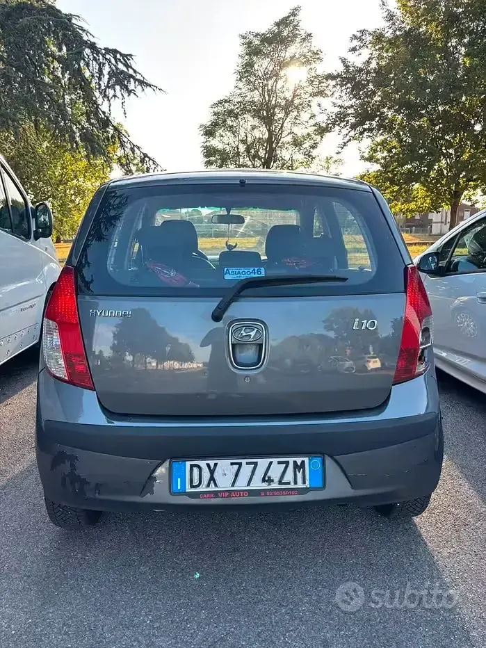 Usata Hyundai i10 66 CV (48 kW) 2009 Grigio Utilitaria