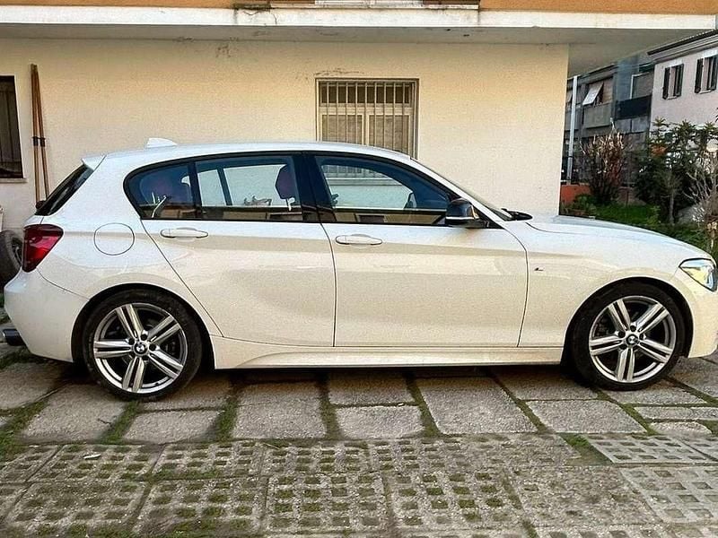 Usata BMW 125 M Sport 218 CV (160 kW) 2013 Bianco Utilitaria