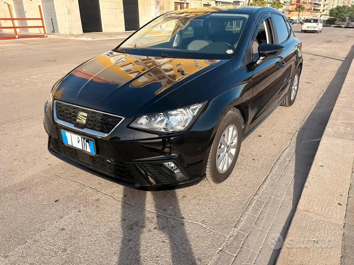 Usata Seat Ibiza Business 95 CV (69 kW) 2019 Nero Utilitaria
