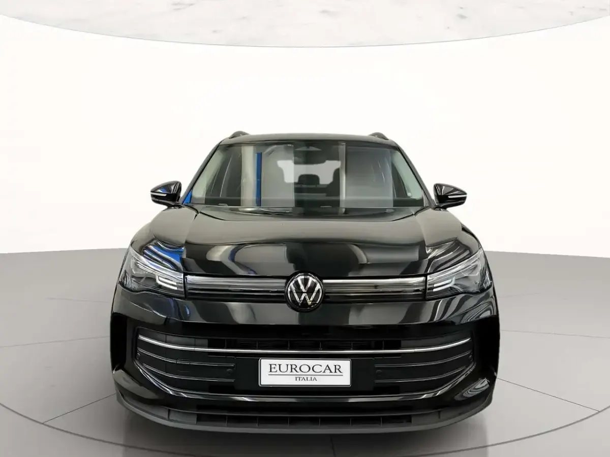 Nuova VW Tiguan Life 150 CV (110 kW) 2026 Grenadill black metallizzato SUV