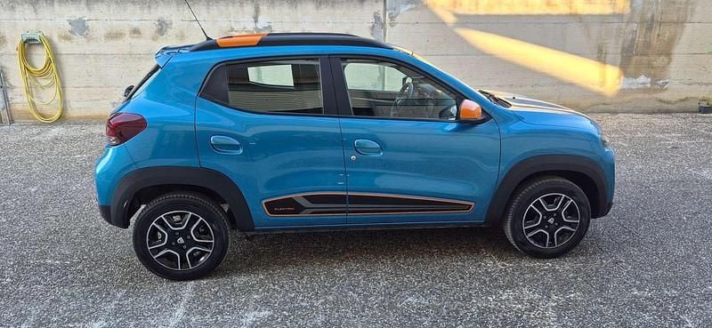 Usata Dacia Spring Comfort Plus 19 kW (26 CV) 2021 Blu/azzurro Utilitaria