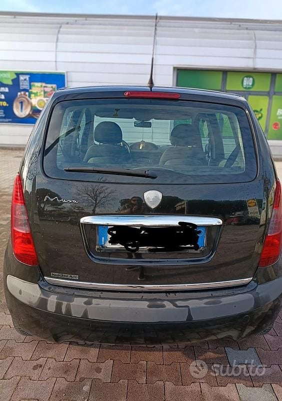 Usata Lancia Musa 2007 Marrone Monovolume