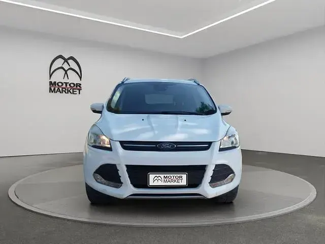 Usata Ford Kuga S 120 CV (88 kW) 2016 Bianco SUV