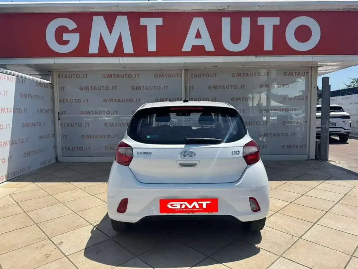 Usata Hyundai i10 67 CV (49 kW) 2021 Bianco Utilitaria