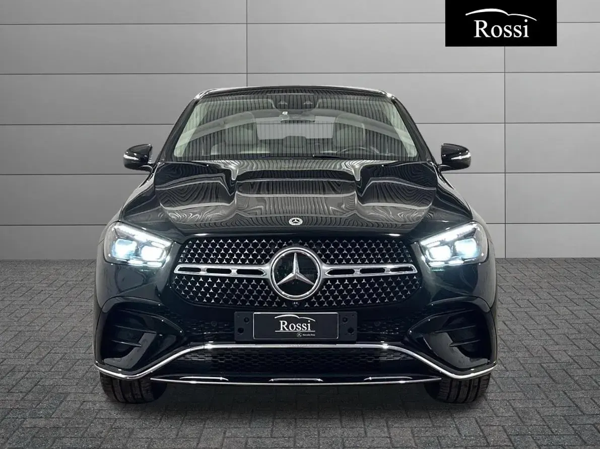 Begagnad Mercedes GLE300 AMG Line Premium 269 HK (197 kW) 2024 Svart Sportkupé