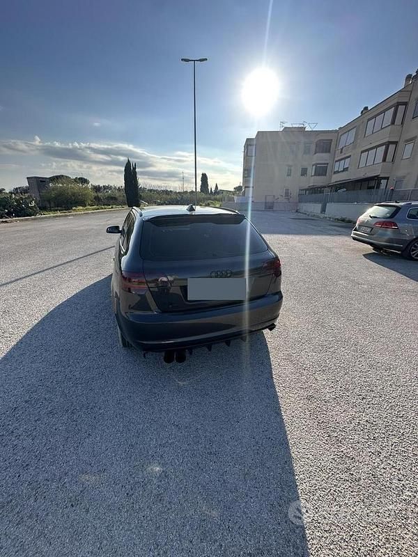 Usata Audi A3 105 CV (77 kW) 2011 Nero Utilitaria