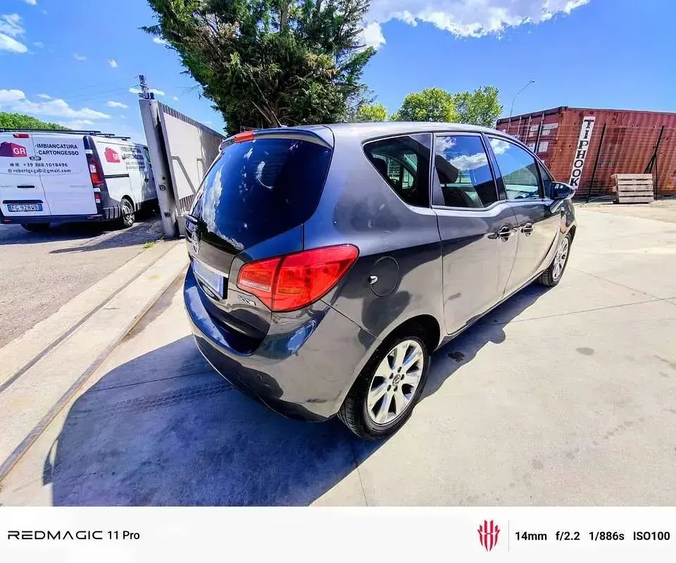 Gebraucht Opel Meriva 95 PS (69 kW) 2012 Grau Van / Kleinbus
