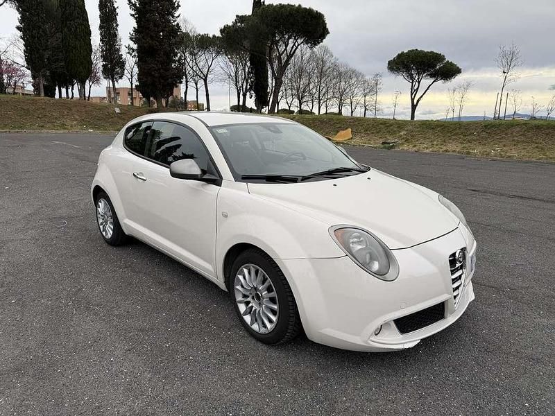 Usata Alfa Romeo MiTo 120 CV (88 kW) 2016 Bianco Utilitaria