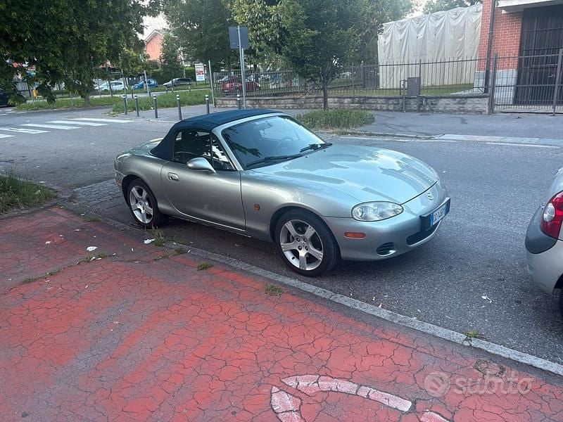Grigio Usata 2003 Mazda MX5 Cabrio | 9000 € - Immagine 1/1