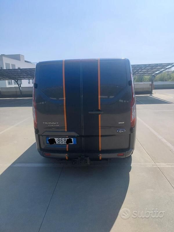 Usata Ford Transit Custom 136 CV (100 kW) 2019 Grigio Utilitaria