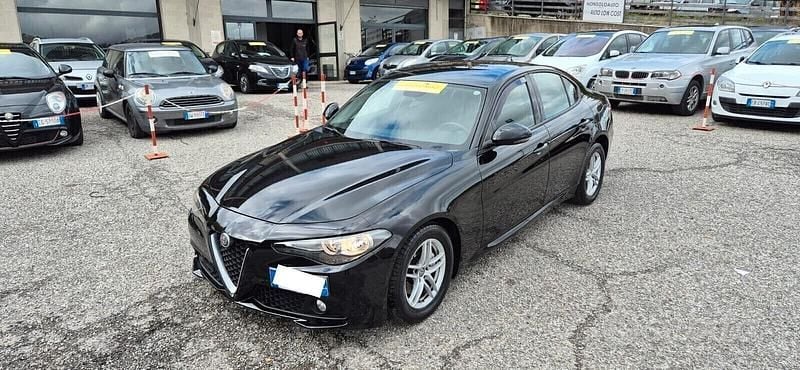 Usata Alfa Romeo Giulia 150 CV (110 kW) 2017 Nero Berlina