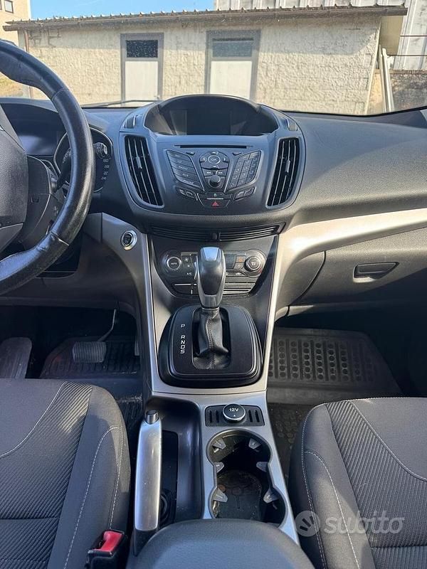 Usata Ford Kuga Titanium 163 CV (119 kW) 2014 Nero SUV