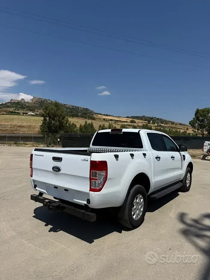 Usata Ford Ranger XL 160 CV (117 kW) 2016 Bianco Pick-up