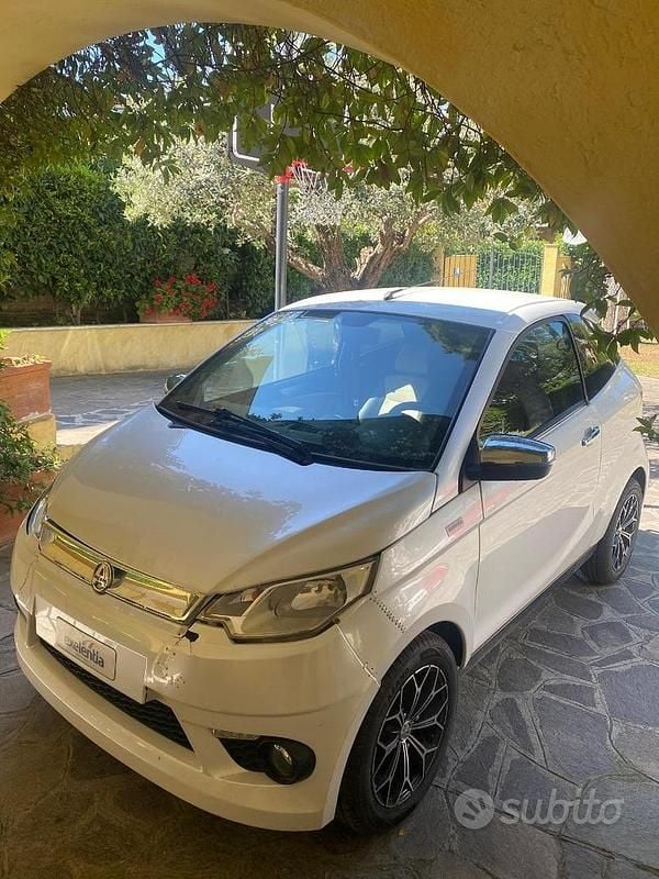 Usata Aixam Coupe 2019 Bianco Utilitaria