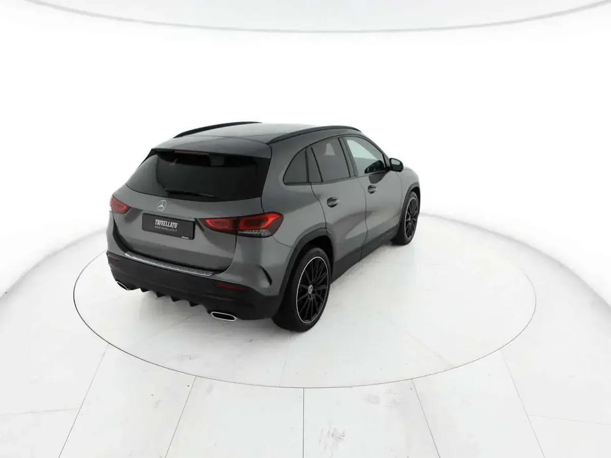 Usata Mercedes GLA200 Premium 150 CV (110 kW) 2022 Grigio SUV