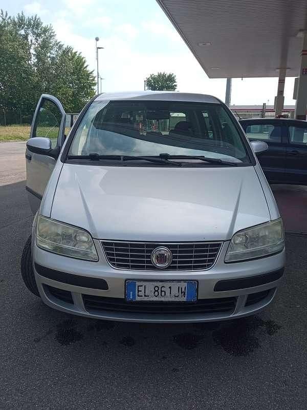 Usata Fiat Idea Active 95 CV (69 kW) 2012 Monovolume