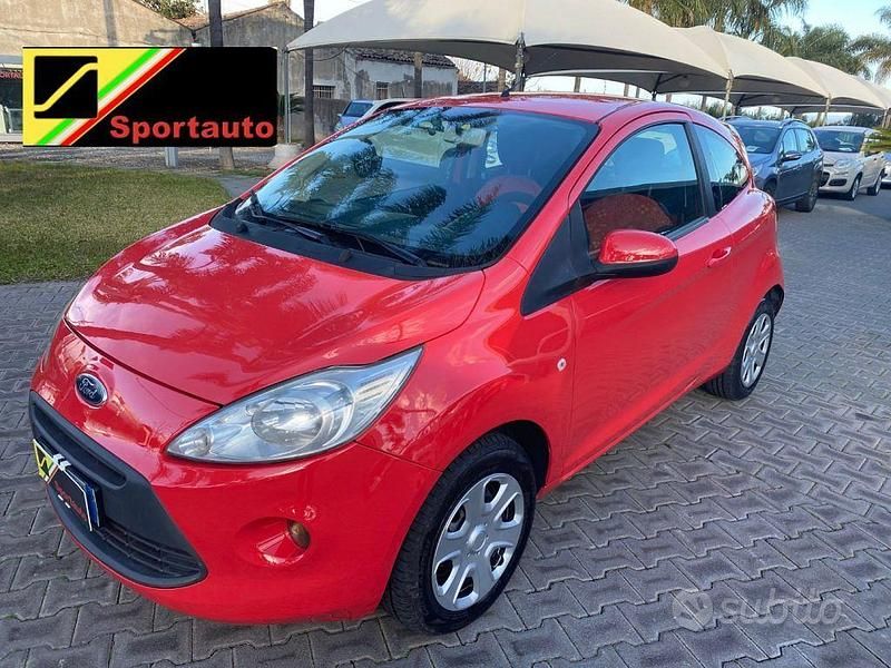 Usata Ford Ka Plus 69 CV (50 kW) 2011 Rosso Utilitaria