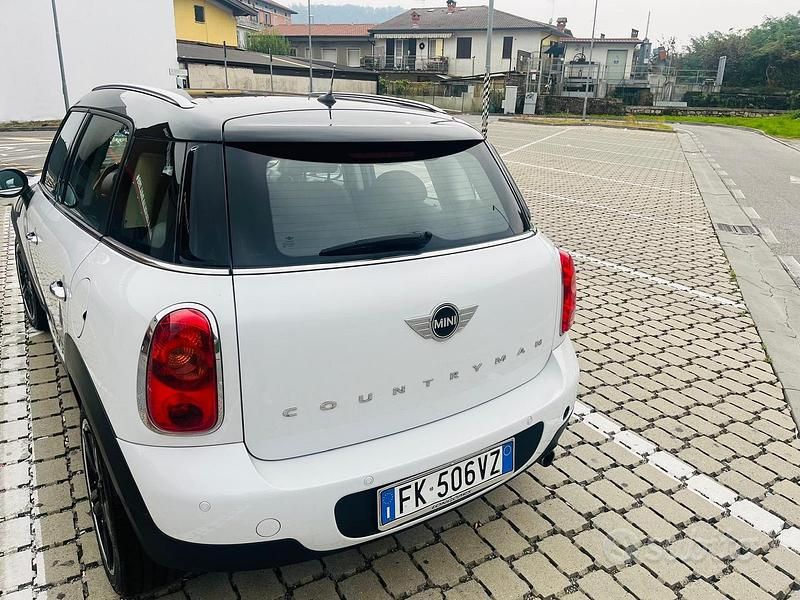 Usado Mini Countryman 122 CV (89 kW) 2017 Blanco SUV