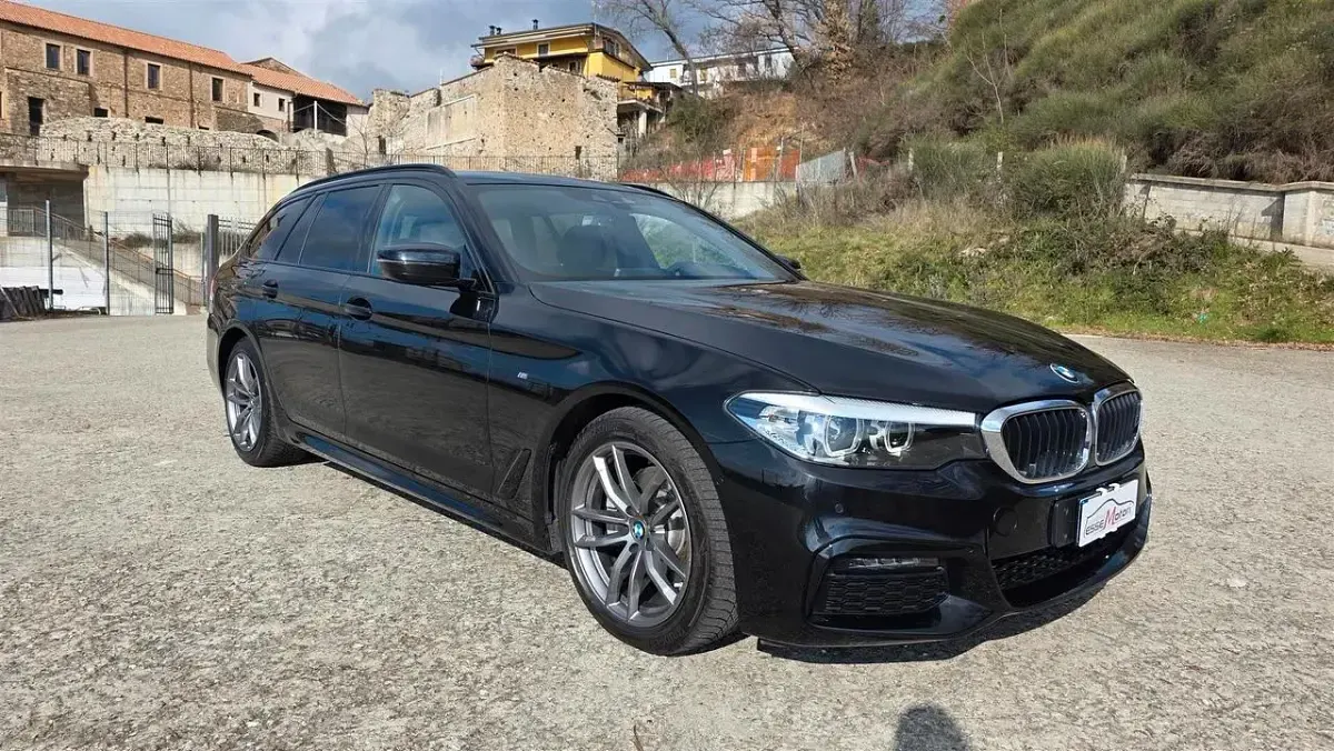 Usata BMW 520 M Sport 190 CV (139 kW) 2020 Nero Station wagon
