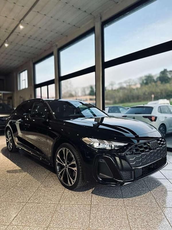 Nuova Audi A5 S-Line 204 CV (150 kW) 2026 Nero mythos met Station wagon