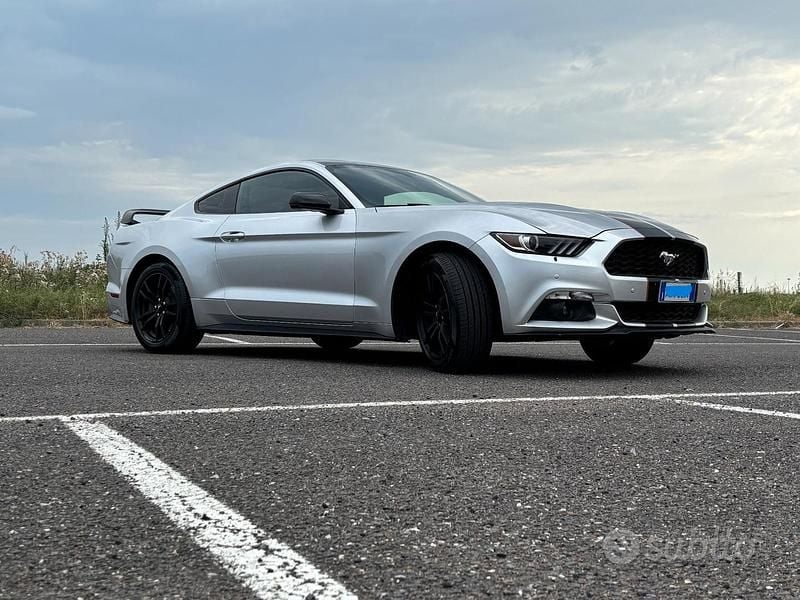 Usata Ford Mustang Fastback 317 CV (233 kW) 2016 Argento Coupé