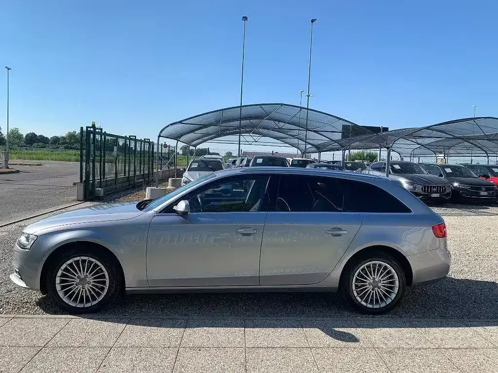 Usata Audi A4 Business 150 CV (110 kW) 2014 Grigio Station wagon