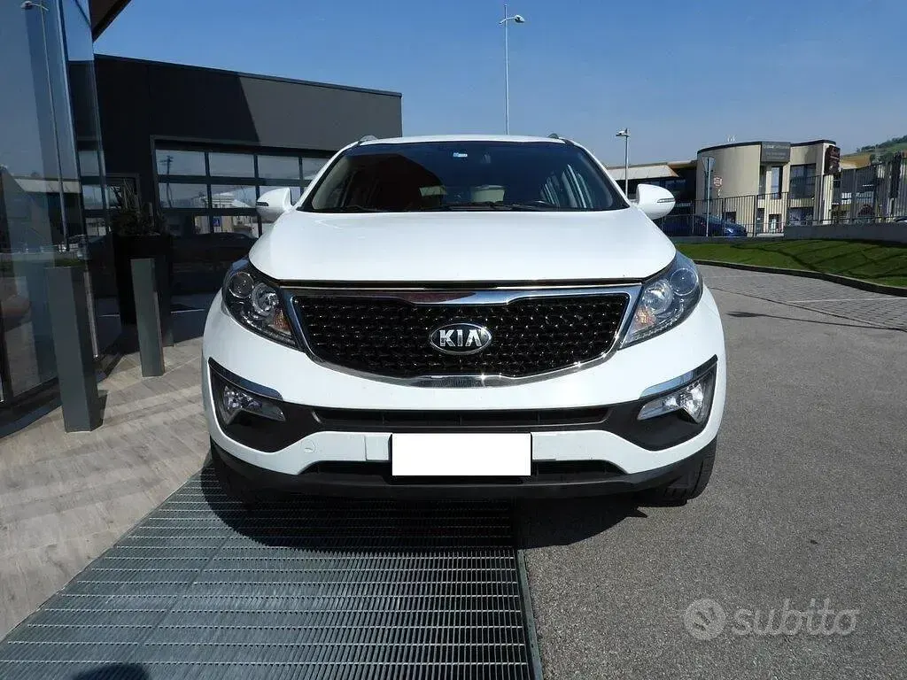 Usata Kia Sportage Active 135 CV (99 kW) 2015 Bianco SUV