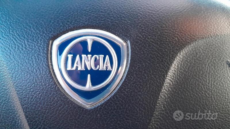 Usata Lancia Ypsilon S 69 CV (50 kW) 2012 Grigio Utilitaria