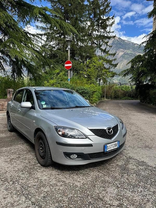Usata Mazda 3 Active 105 CV (77 kW) 2007 Grigio Berlina