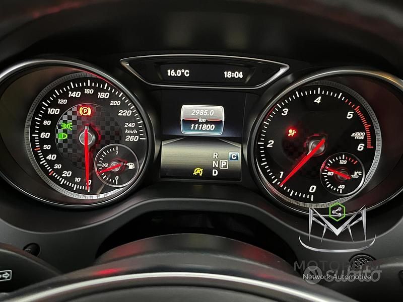 Usata Mercedes A180 Premium 109 CV (80 kW) 2018 Nero Berlina