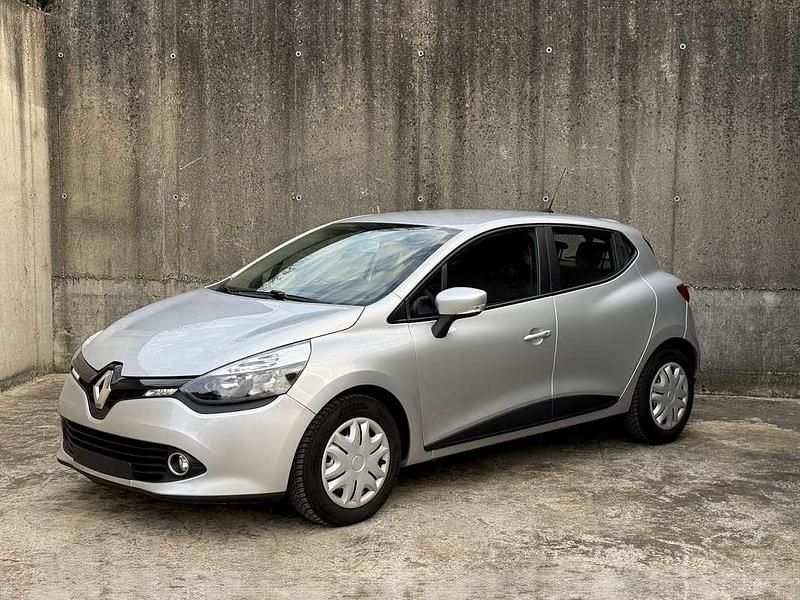 Usata Renault Clio IV Dynamique 75 CV (55 kW) 2013 Berlina