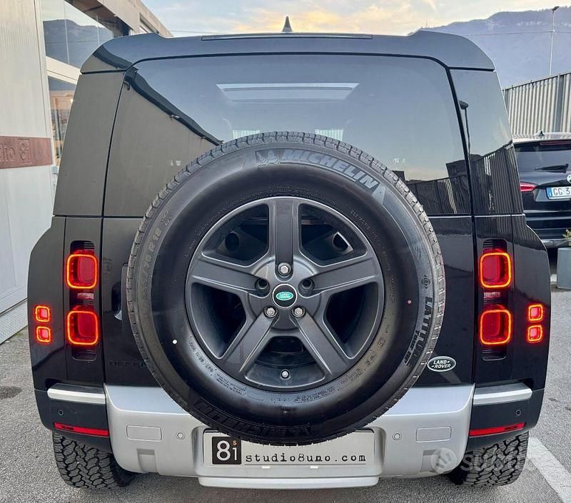 Usata Land Rover Defender 200 CV (147 kW) 2021 Nero SUV