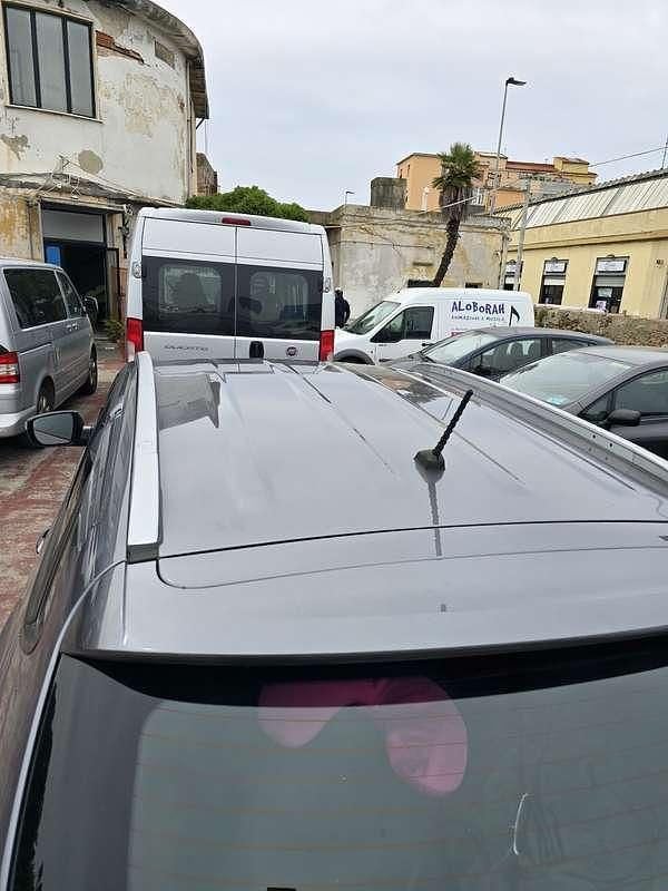Używany Hyundai ix35 Xpossible 116 KM (85 kW) 2015 Szary SUV