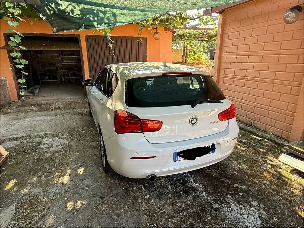 Usata BMW 118 Advantage 150 CV (110 kW) 2019 Bianco Berlina