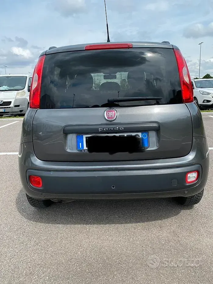 Usata Fiat Panda 69 CV (50 kW) 2019 Grigio Utilitaria